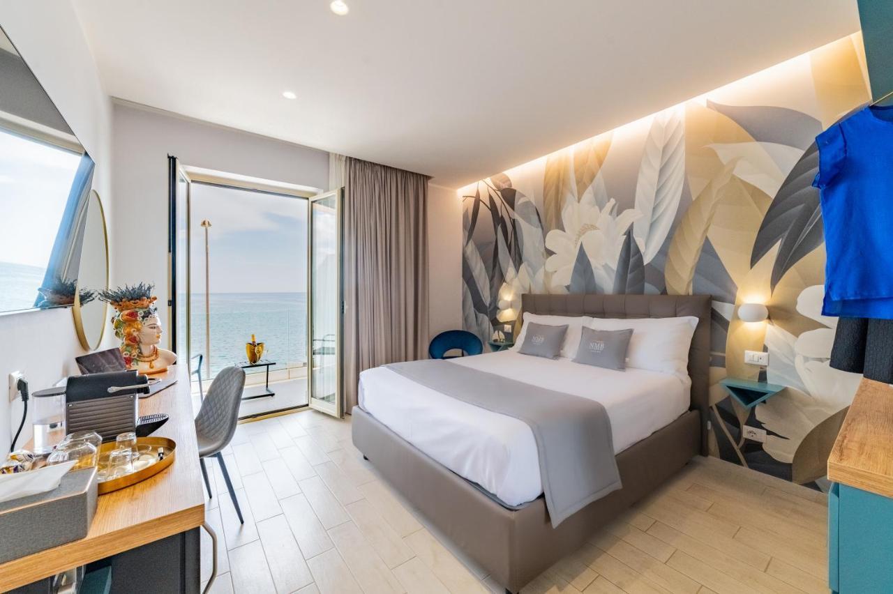 Naxos Marina Bay Bed & Breakfast Giardini Naxos Exterior photo